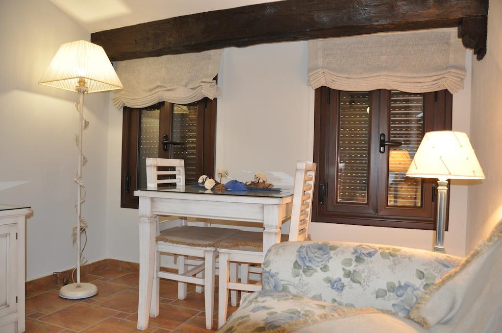 Apartamentos Turisticos Dona Maria La Brava Plasencia Zewnętrze zdjęcie