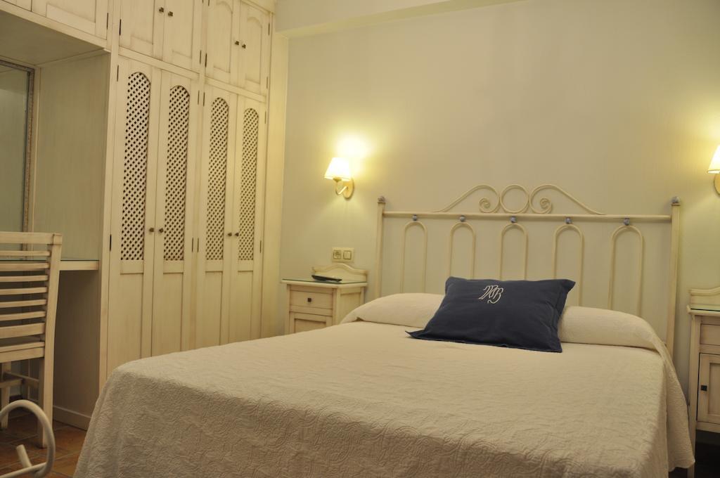 Apartamentos Turisticos Dona Maria La Brava Plasencia Zewnętrze zdjęcie